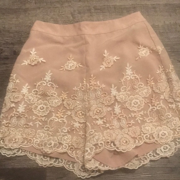 Lauren Conrad Runway Shorts - Picture 2 of 2